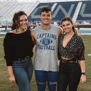 Meet your Posher, Dylan